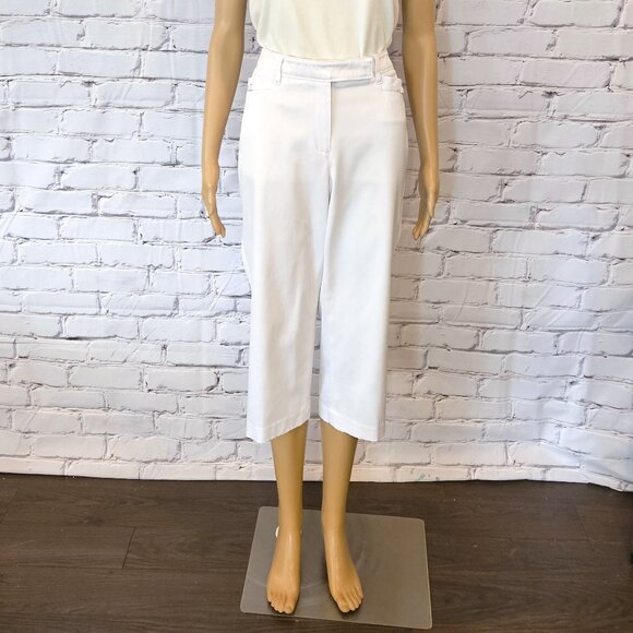 ZAC & RACHEL, White boyfriend cut capris - Picture 4 of 10